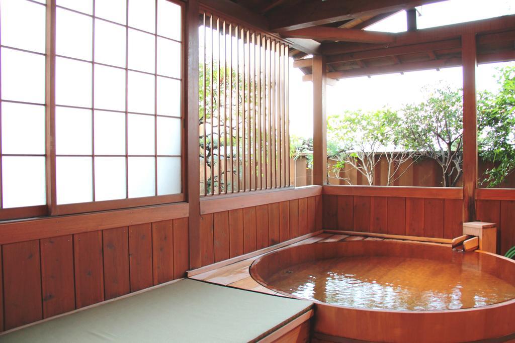 Ajiro Kanko Hotel Atami  Exterior photo